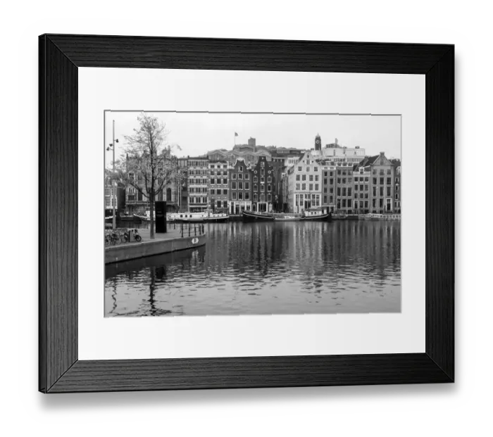 Framed Print : Amstel river in Amsterdam in black and white Framed Print : Amstel river in Amsterdam in black and white