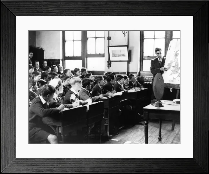 Framed Print : Lesson On Radio