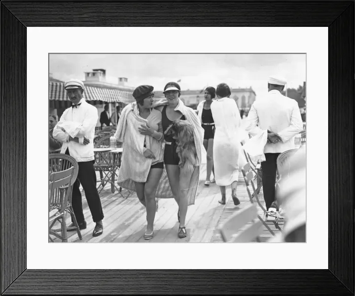 Framed Print : Pier Strollers Framed Print : Pier Strollers