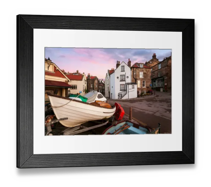 Framed Print : Robin Hood Bay, Yorkshire, England Framed Print : Robin Hood Bay, Yorkshire, England