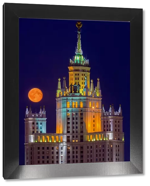 blood moon with one of seven sisters, moscow russia
