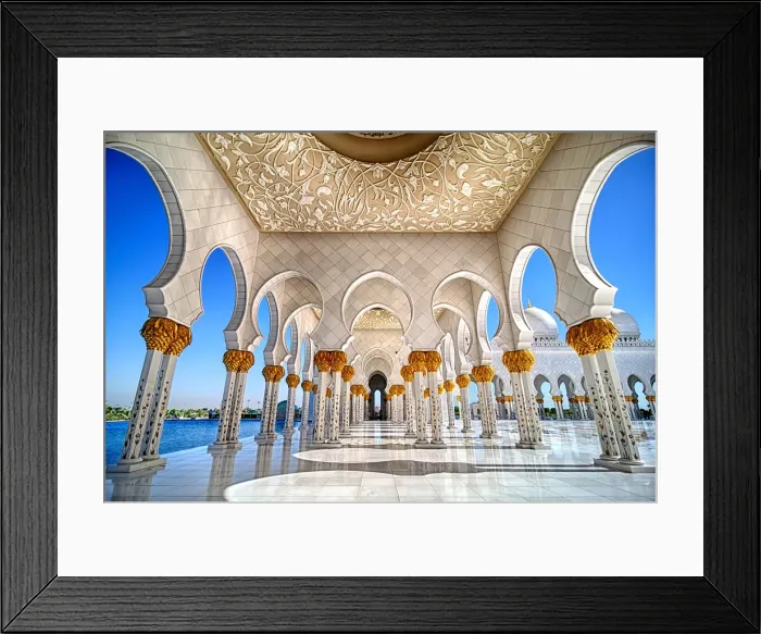 Framed Print : Symmetry. Sheikh Zayed Grand Mosque, Abu Dhabi, UAE Framed Print : Symmetry. Sheikh Zayed Grand Mosque, Abu Dhabi, UAE