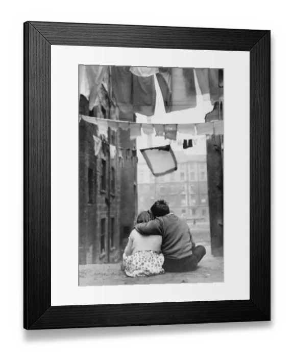 Framed Print : Glasgow Romance