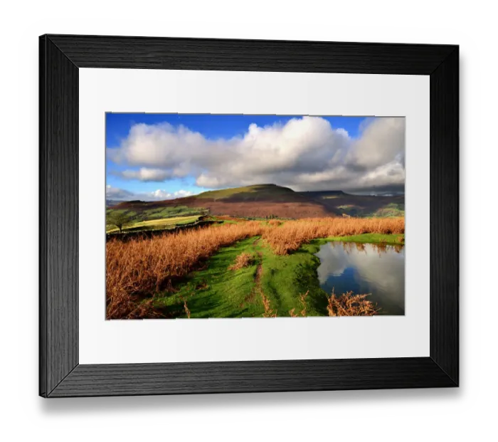 Framed Print : The Black Mountains in the Brecon Beacons park Framed Print : The Black Mountains in the Brecon Beacons park