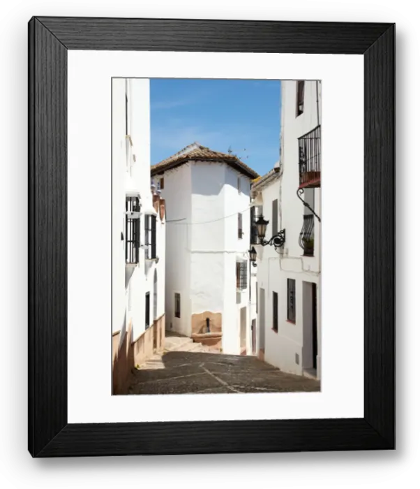 Framed Print : The Puente Nuevo in the city centre of Ronda, Andalusia, Spain Framed Print : The Puente Nuevo in the city centre of Ronda, Andalusia, Spain