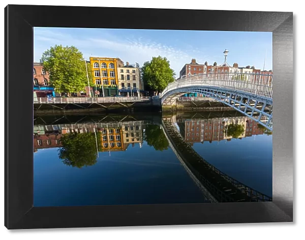 The Ha penny bridge in Dublin City, Ireland