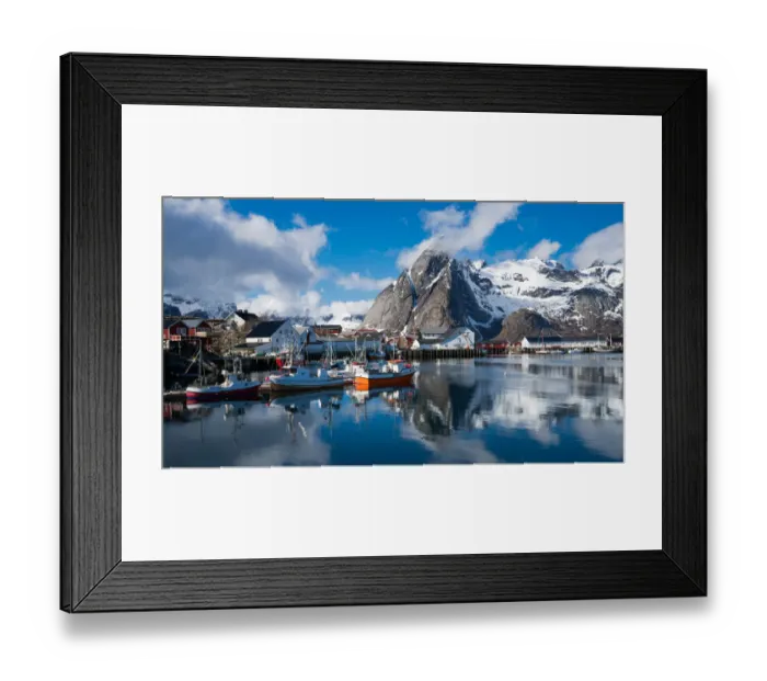 Framed Print : HamnAŝy fishing village, Lofoten, Norway Framed Print : HamnAŝy fishing village, Lofoten, Norway