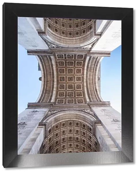 Arc de Triomphe Symmetry Roof Architecture Paris