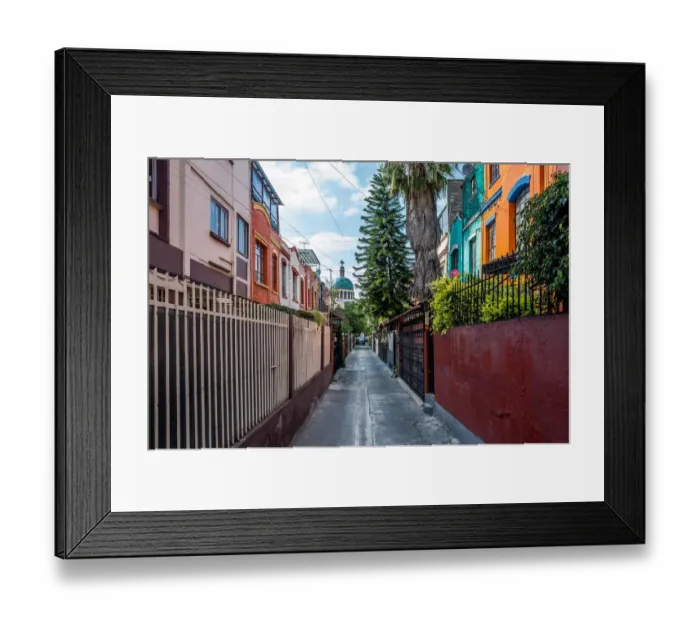 Framed Print : Mexico City - colorful alleyway Framed Print : Mexico City - colorful alleyway