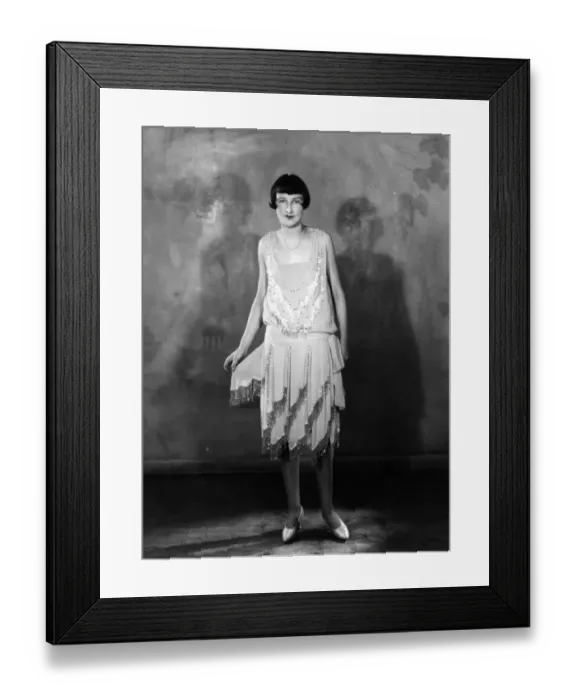 Framed Print : Solosign Fashion Framed Print : Solosign Fashion