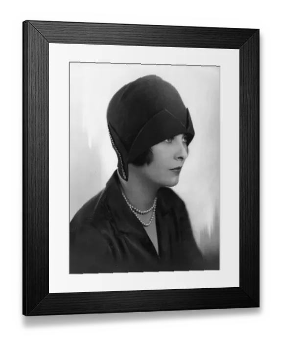 Framed Print : Victor Jay Fashion
