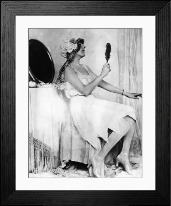 Framed Print : Looking Good