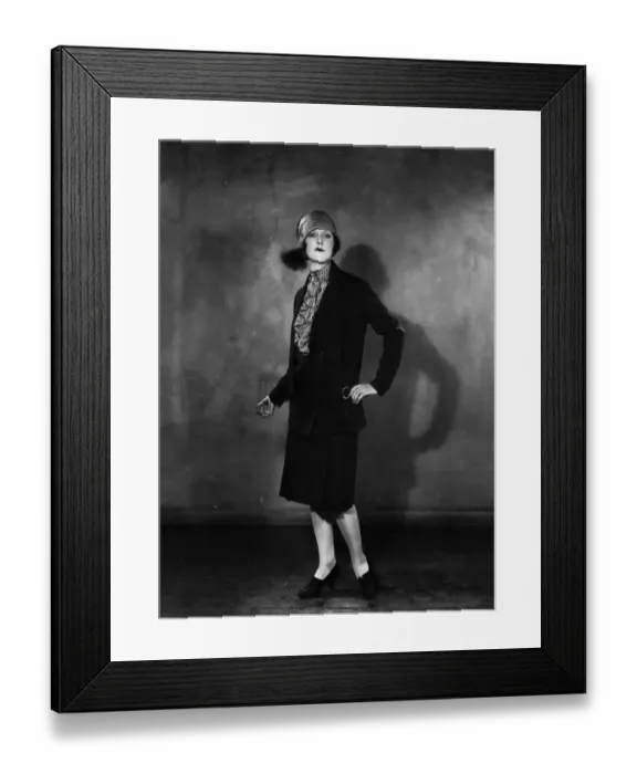 Framed Print : Solosign Fashion Framed Print : Solosign Fashion