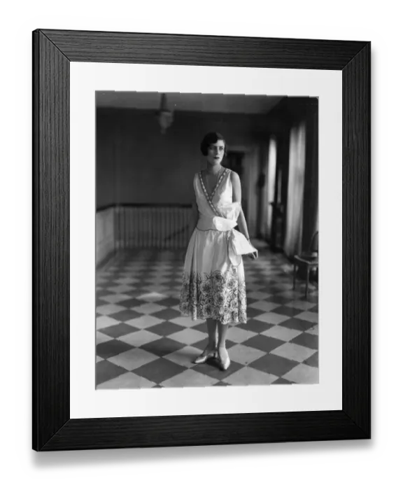 Framed Print : Peron Dress