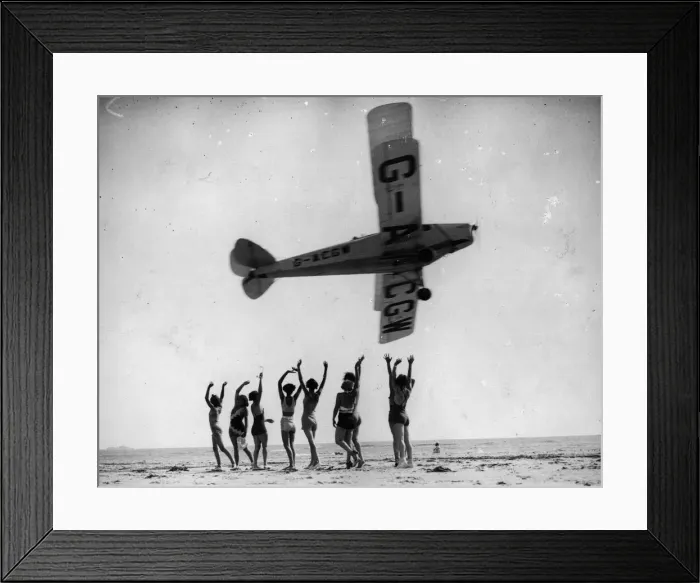 Framed Print : Low Flying Craft