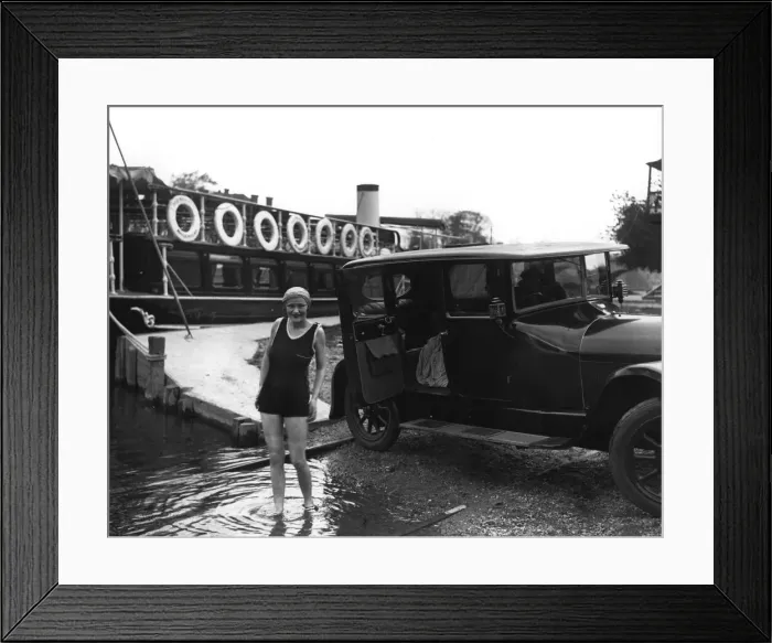 Framed Print : Thames Paddler Framed Print : Thames Paddler