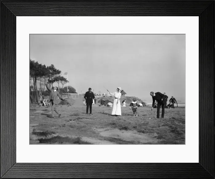 Framed Print : Cliff Diabolo Framed Print : Cliff Diabolo