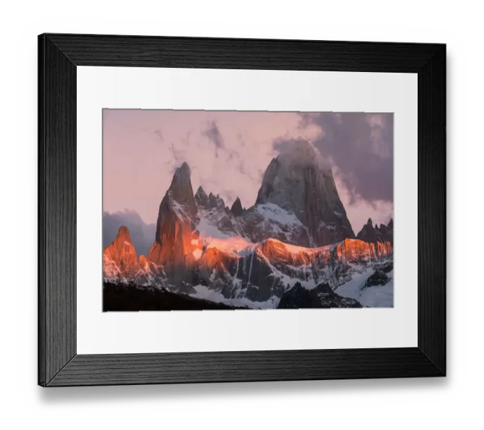 Framed Print : Mount Fitz Roy at dawn. Argentina, Patagonia Framed Print : Mount Fitz Roy at dawn. Argentina, Patagonia