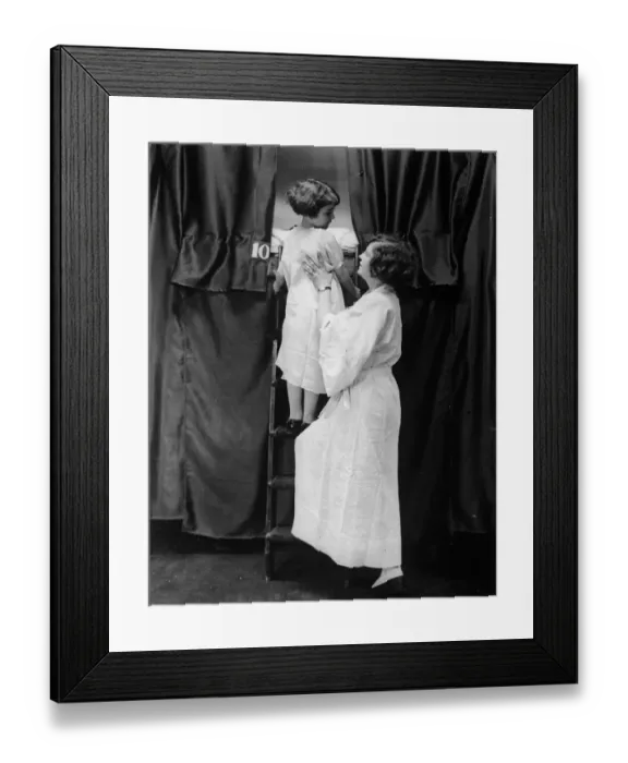 Framed Print : Time For Bed Framed Print : Time For Bed