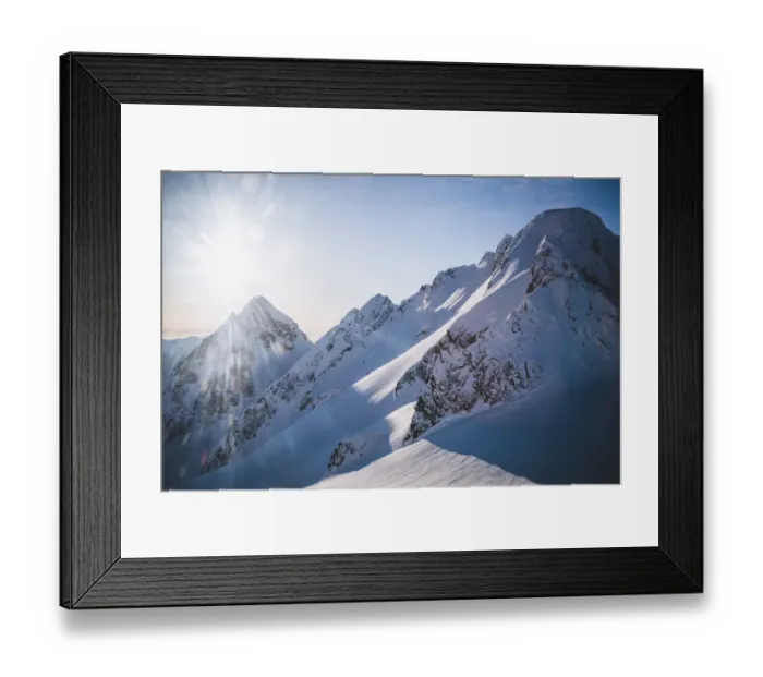 Framed Print : Snow covered Serratus Mountain in British Columbias Tantalus Range Framed Print : Snow covered Serratus Mountain in British Columbias Tantalus Range