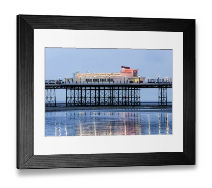 Framed Print : Worthing Pier, England Framed Print : Worthing Pier, England
