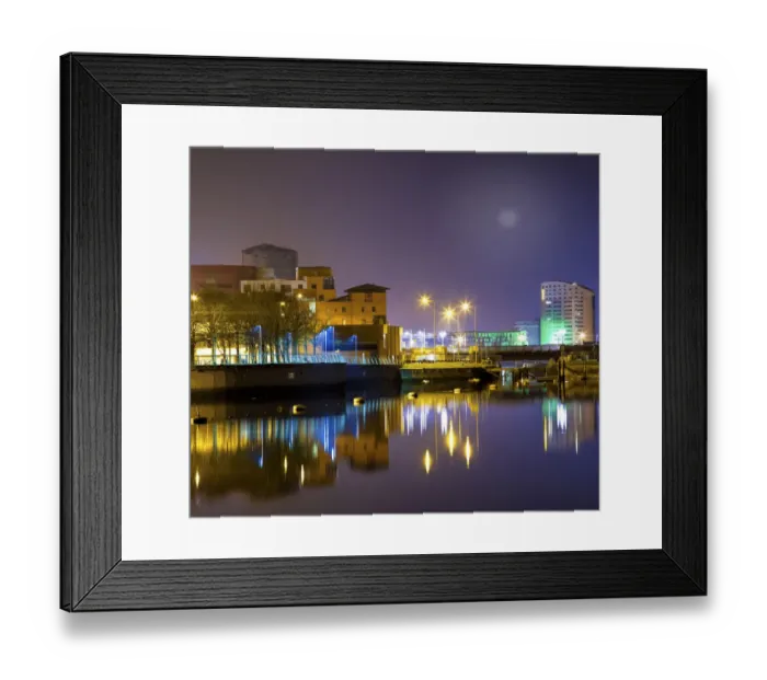 Framed Print : Sarsfield bridge Limericks City Centre at night