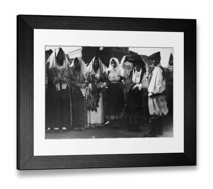 Framed Print : Italian Ladies Framed Print : Italian Ladies