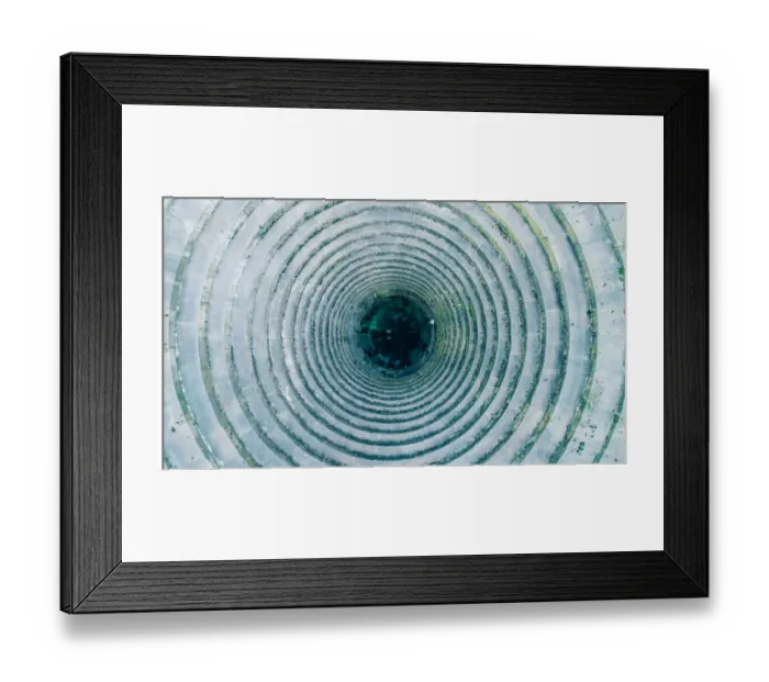 Framed Print : An aerial daytime view of a sinkhole in the Ladybower Reservoir - stock photo Framed Print : An aerial daytime view of a sinkhole in the Ladybower Reservoir - stock photo