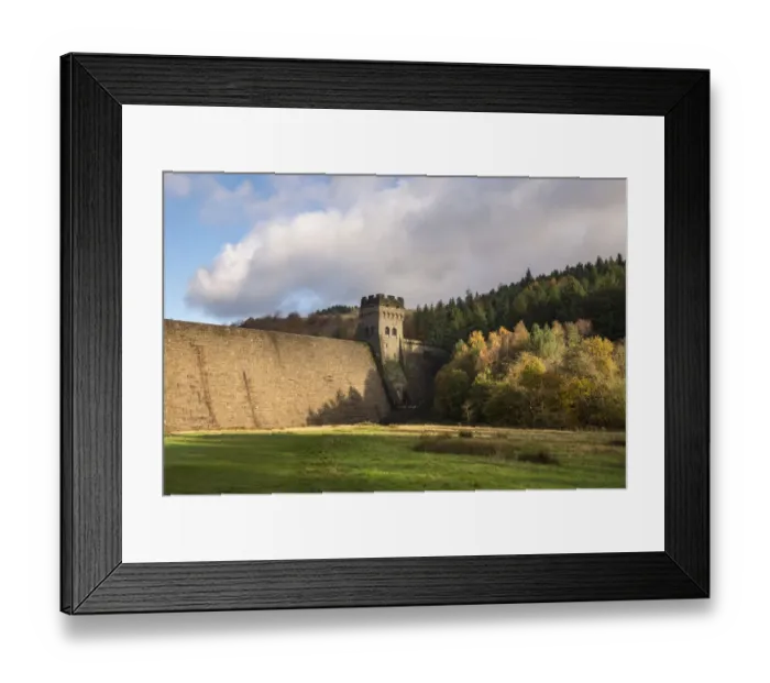 Framed Print : Derwent dam at Fairholmes, Peak District, Derbyshire, England Framed Print : Derwent dam at Fairholmes, Peak District, Derbyshire, England