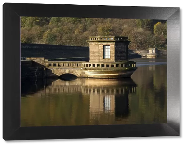 Ladybower reservoir, Derbyshire, England