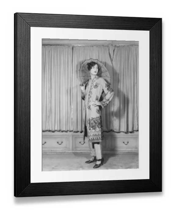 Framed Print : China Girl