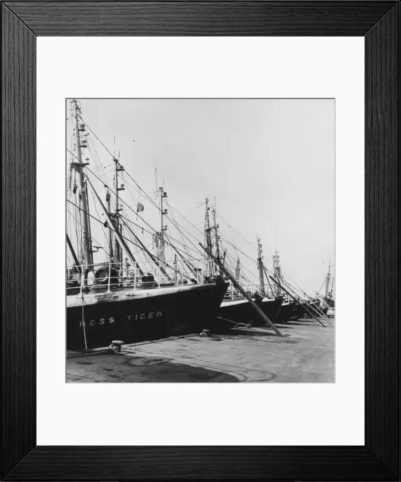 Framed Print : Grimsby Boats Framed Print : Grimsby Boats