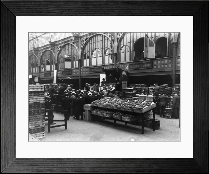 Framed Print : Pineapple Stall Framed Print : Pineapple Stall