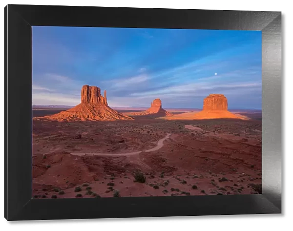 Monument valley at sunset