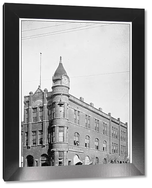 Antique photograph from Lawrence, Kansas, in 1898: Commercial Club, third floor