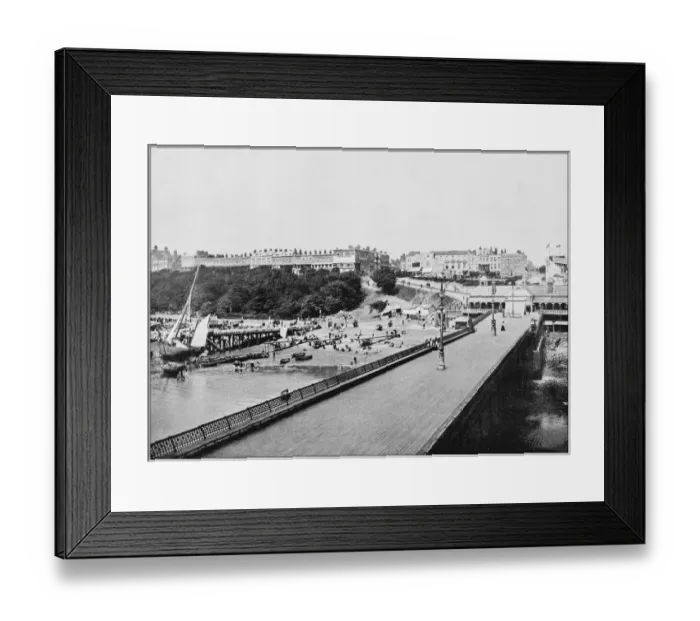 Framed Print : Antique photograph of seaside towns of Great Britain and Ireland: Southend Framed Print : Antique photograph of seaside towns of Great Britain and Ireland: Southend