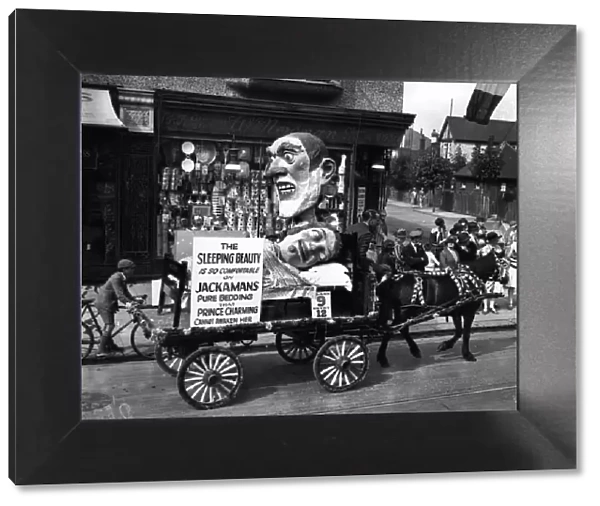 Big Heads. 1927: Giant models in a procession at Southend Carnival advertising