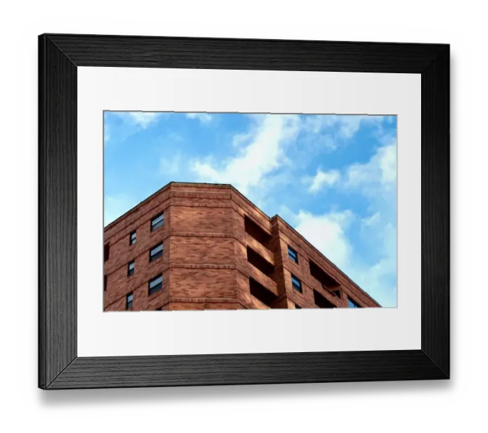 Framed Print : Montagne de Briques Framed Print : Montagne de Briques