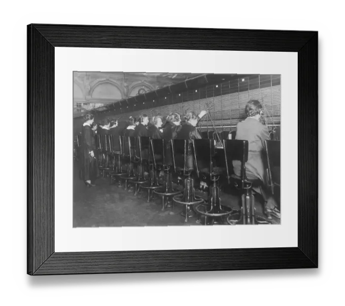Framed Print : Female switchboard operators connecting calls (B&W) Framed Print : Female switchboard operators connecting calls (B&W)