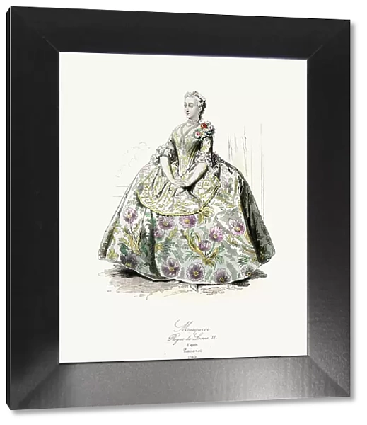 18th Century Fashion - Marquise