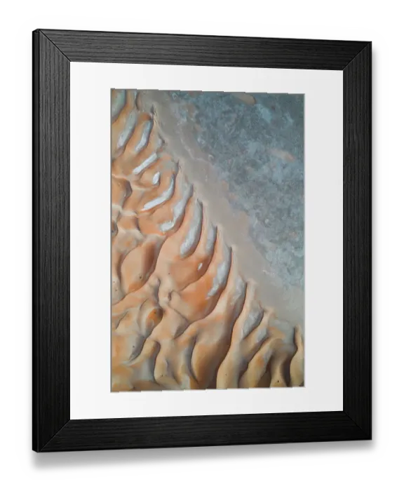 Framed Print : Drone shot of abstract patterns created by sand dunes, United Arab Emirates Framed Print : Drone shot of abstract patterns created by sand dunes, United Arab Emirates