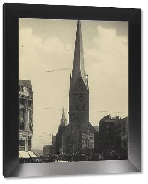 Moenkebergstrasse with Petrikirche, Hamburg, Germany, postcard with text, view around ca 1910, historical, digital reproduction of a historical postcard, public domain, from that time, exact date unknown