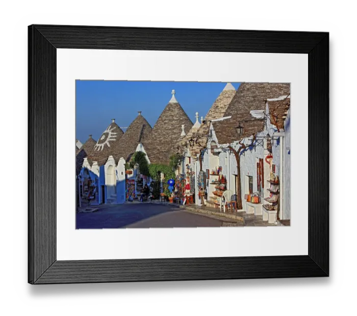 Framed Print : Alberobello, Puglia, Italy Framed Print : Alberobello, Puglia, Italy