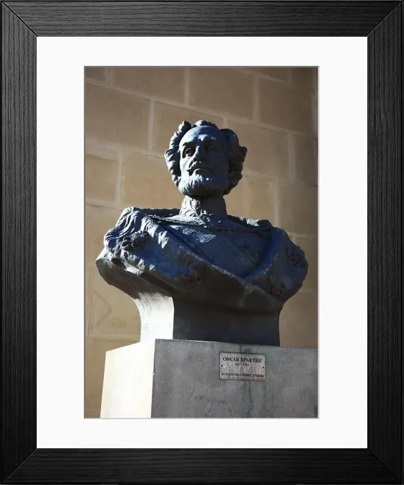 Framed Print : Statue of Oscar Spaethe, at the Athenaeum, Bucharest, Romania Framed Print : Statue of Oscar Spaethe, at the Athenaeum, Bucharest, Romania