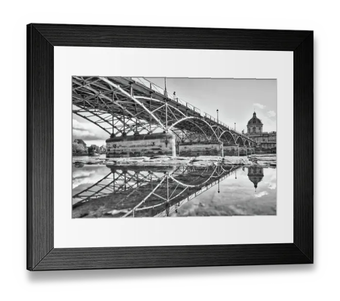 Framed Print : The Pont des Arts, on the Seine, in Paris, France