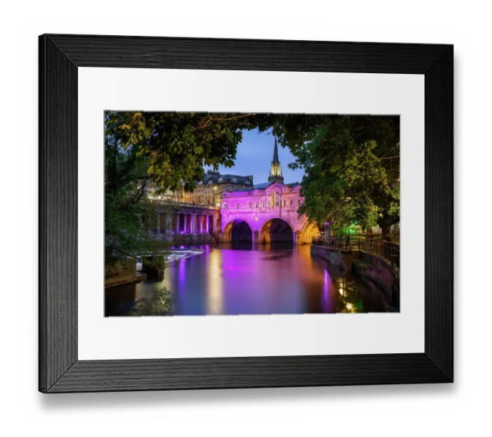 Framed Print : Framed, Pulteney Bridge, River Avon, Bath, Somerset, England Framed Print : Framed, Pulteney Bridge, River Avon, Bath, Somerset, England