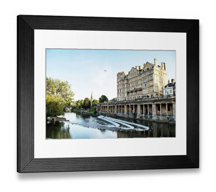 Framed Print : the Empire and River Avon weir in late afternoon sunlight, Bath, UK Framed Print : the Empire and River Avon weir in late afternoon sunlight, Bath, UK