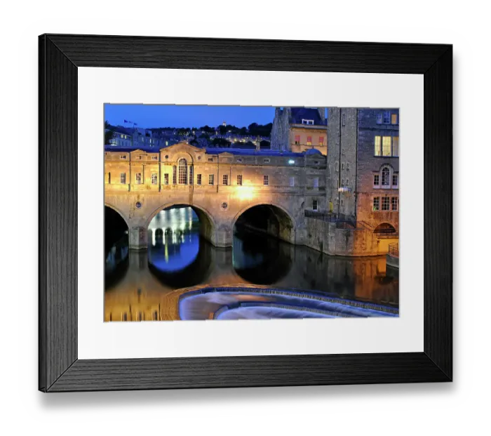 Framed Print : Reflection of Pulteney Bridge, Bath, UK Framed Print : Reflection of Pulteney Bridge, Bath, UK