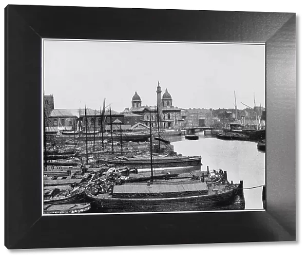 Antique photograph of seaside towns of Great Britain and Ireland: Hull
