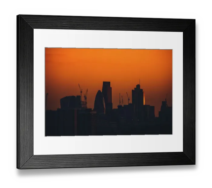 Framed Print : London skyline silhouette Framed Print : London skyline silhouette